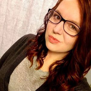 Meet your Posher, Stacy